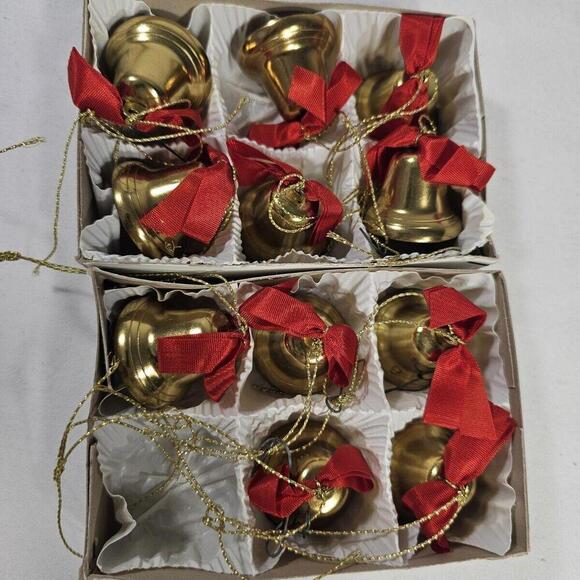 Lot Vintage 11 Christmas Ornaments 1970s 1980s Bells. Peaceful Sound - Picture 3 of 6